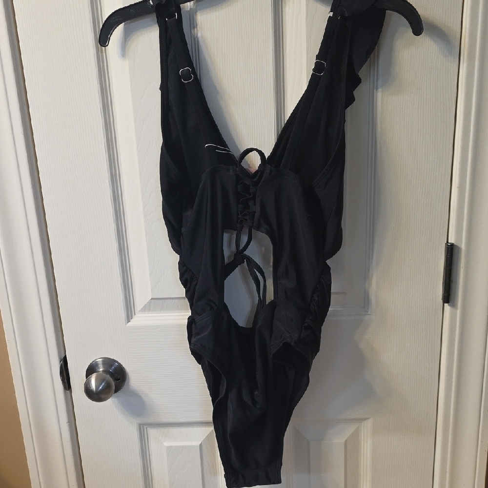 Elegant Black Women's Intimate Bodysuit - Picture 2 of 4